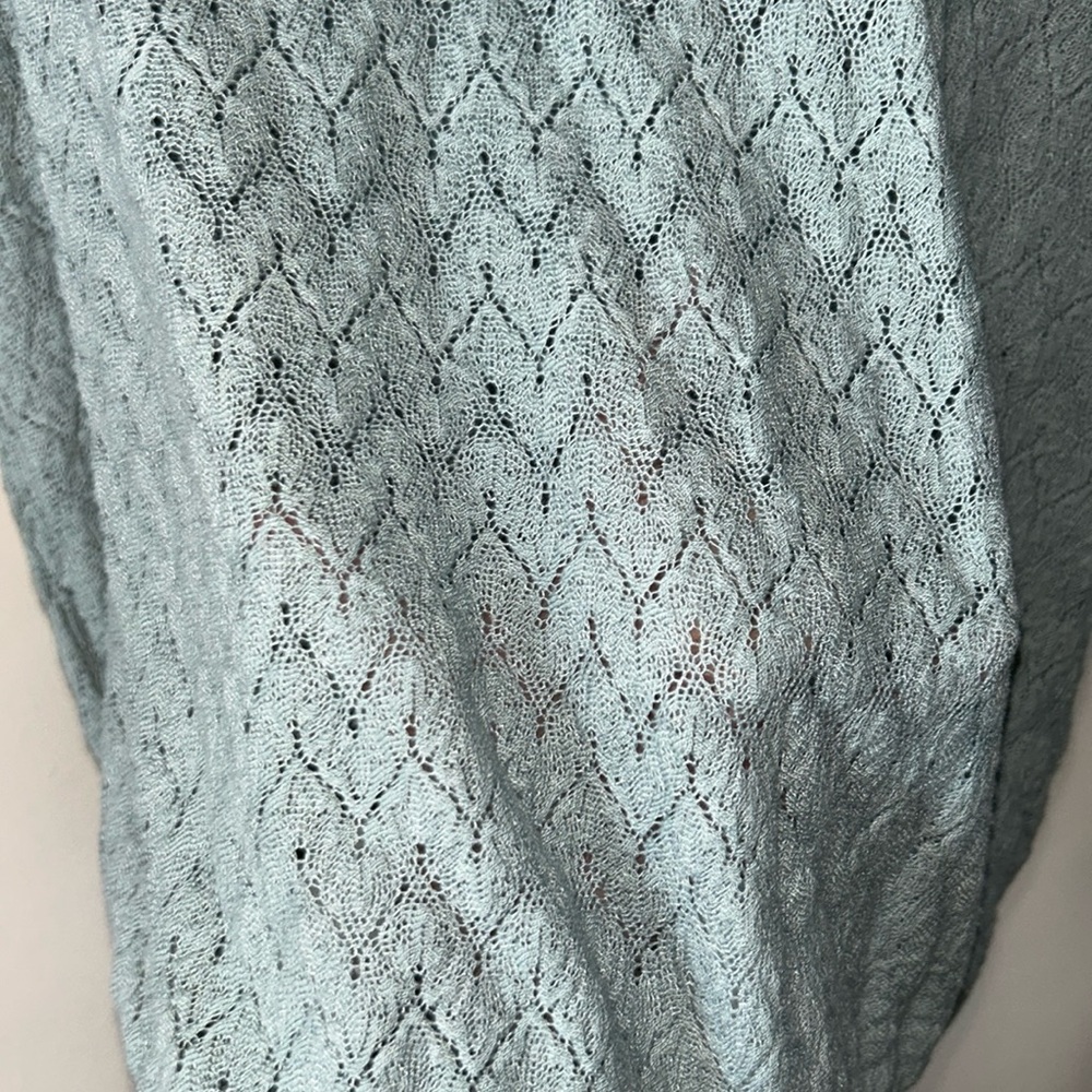 Forever 21 blouse - Picture 3 of 6